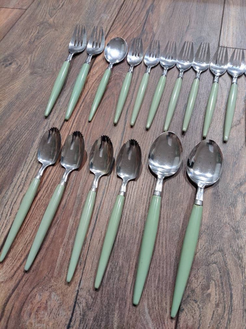 Castle Stainless Flatware Set Green Handled Silverware Set Etsy