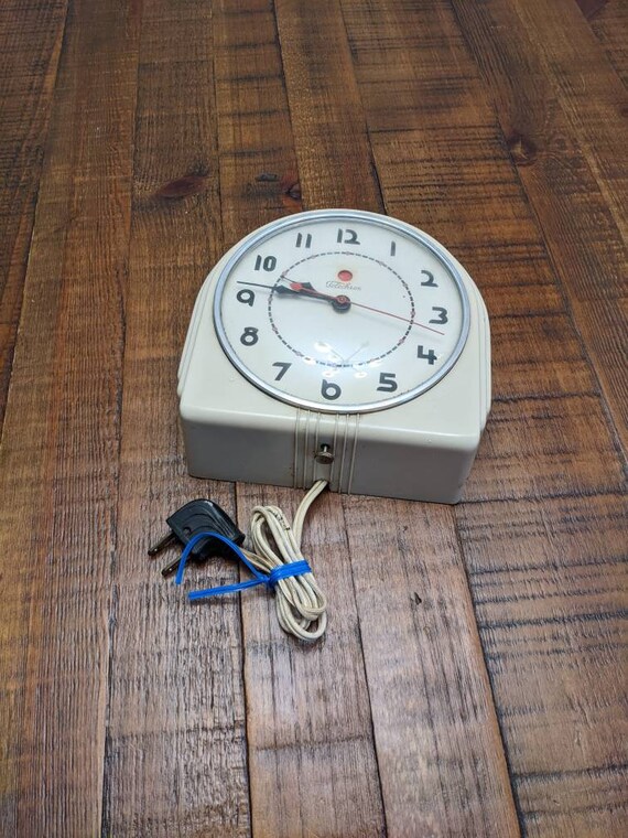 Telechron Wall Clock Plug in Clock Hanging Clock Square Clock Etsy