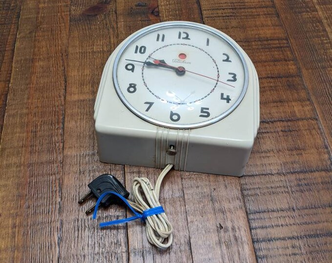 Telechron Wall Clock Plug in Clock Hanging Clock Square Clock Retro