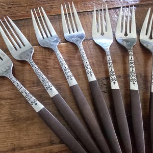 Interpur Flatware Fork Set With Faux wood handle