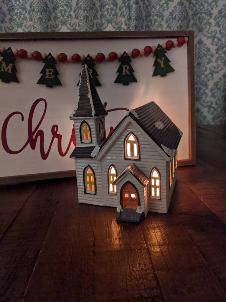Ron Garden Design Ceramic Christmas Tree Teddy Bear on the Bottom Tree With  Presents Light up Ceramic Holiday Decor Ceramic 