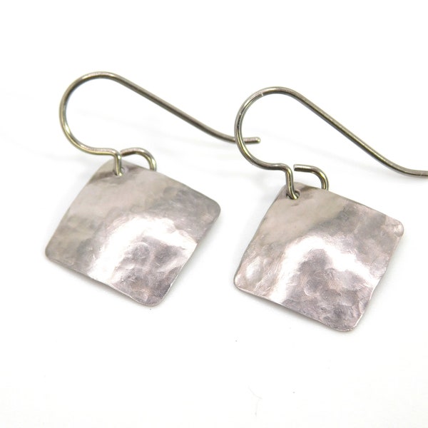 Small Hammered Square Titanium Earrings - Angled