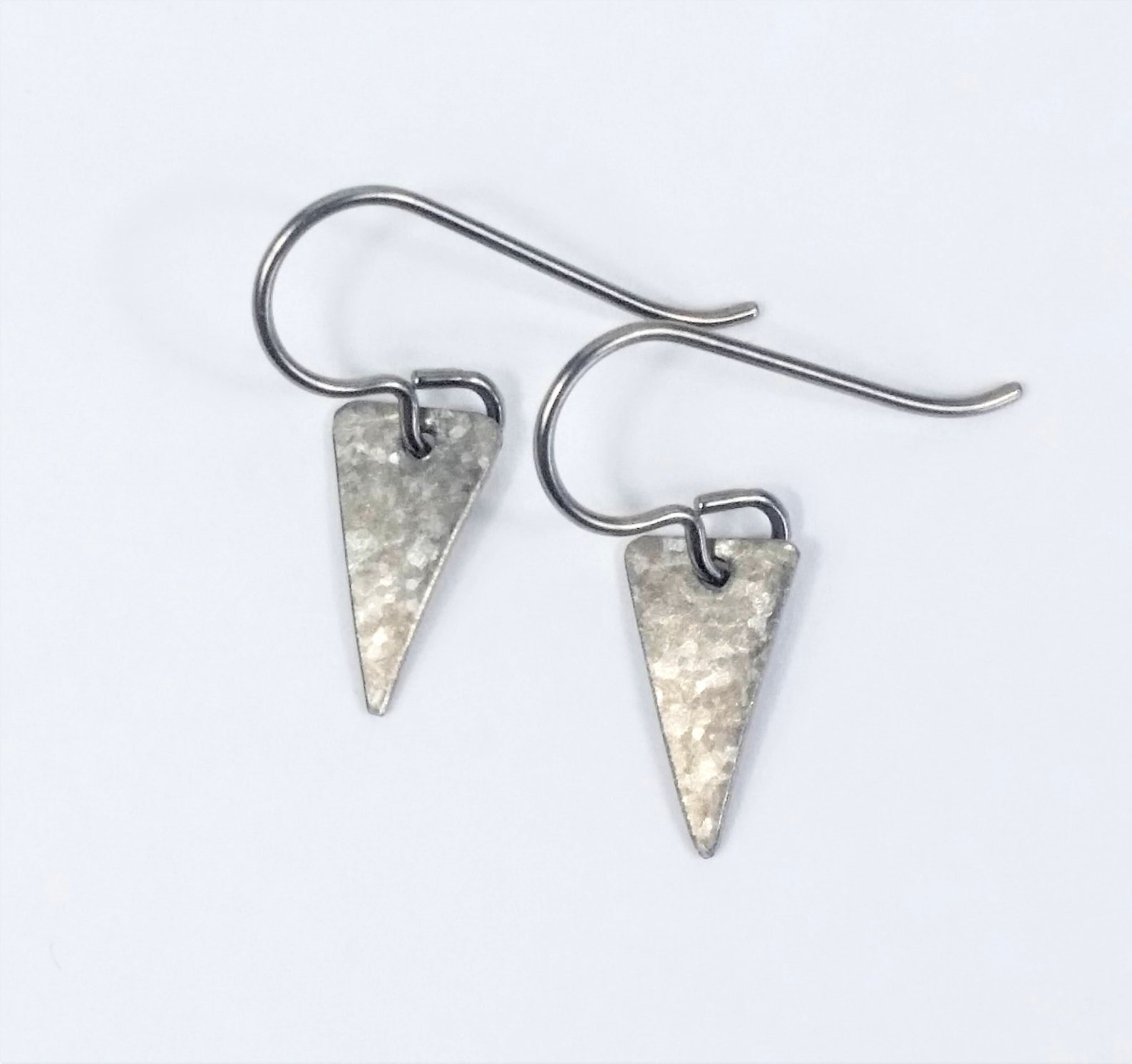 petite inverted triangle