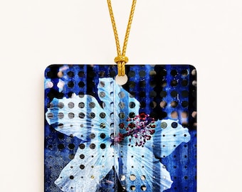 Blue Reverie Ceramic Ornament and free gift box