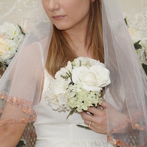 Rose Gold Trim Drop Veil