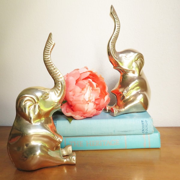 Elephant Bookends, Vintage Brass Gold Book Ends, Elephants Statue, Figurine, Hollywood Regency, Child Nursery Baby Room, Large, Dumbo