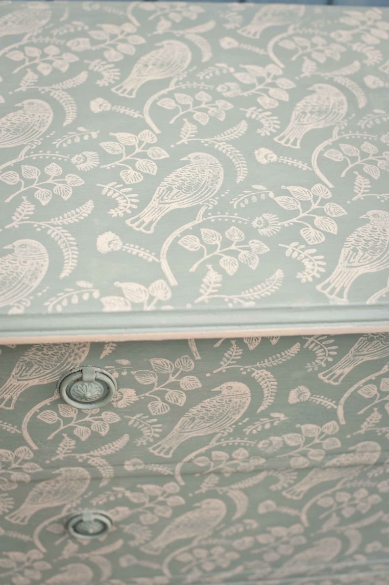 Tuvi patterned paint roller from The Painted House image 3