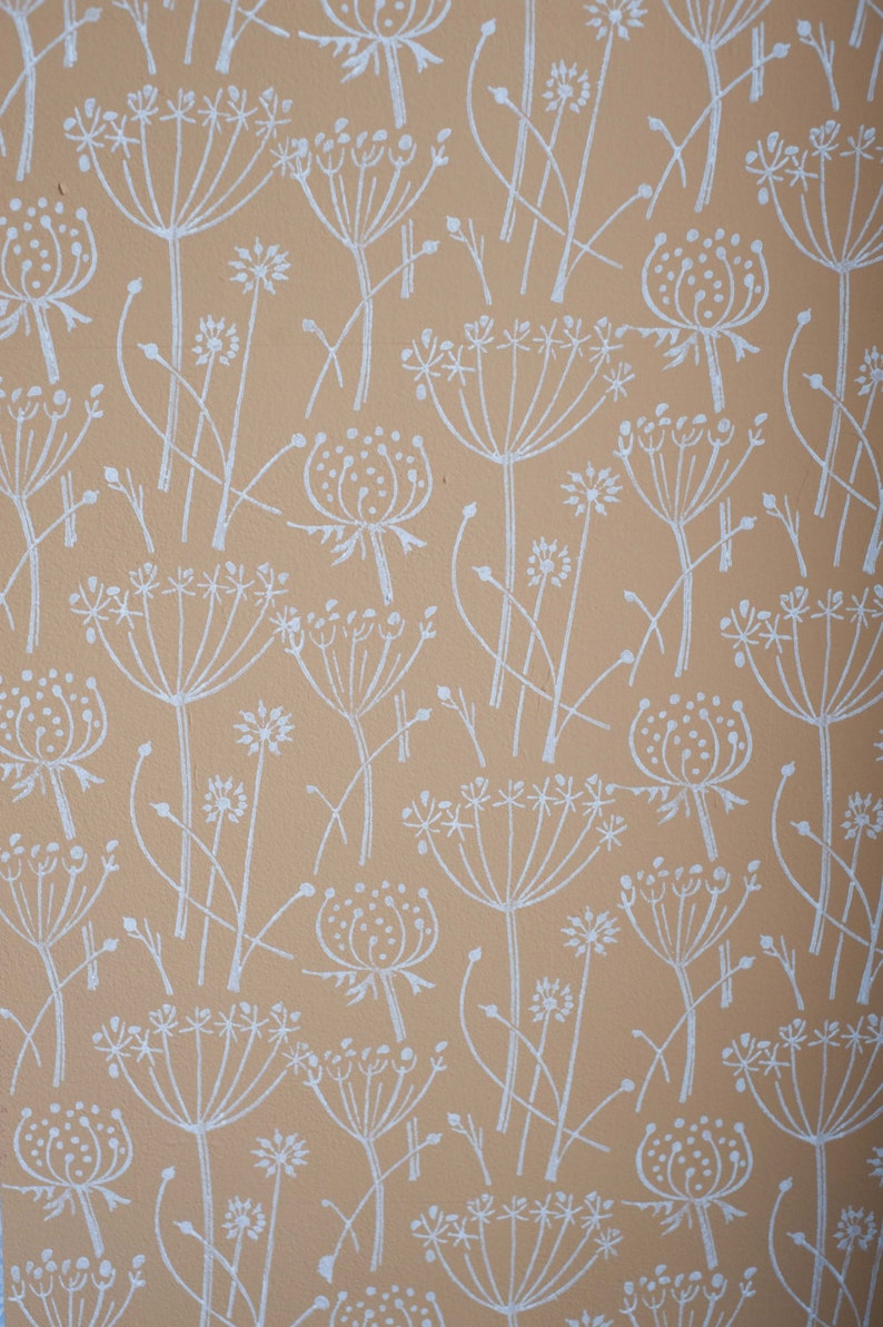 Tussock patterned paint roller image 4