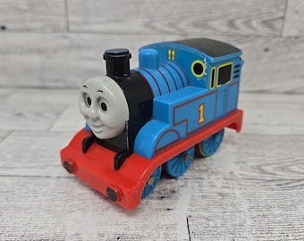 Vintage 2004 Thomas The Tank Engine Pull-Back Plastic Toy Train Tomy Tested