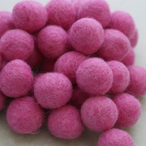 FELT BALL 26 pink sizes: 1cm, 1,5cm 2cm, 3cm, 3,5cm, 4cm, 5cm .... image 2