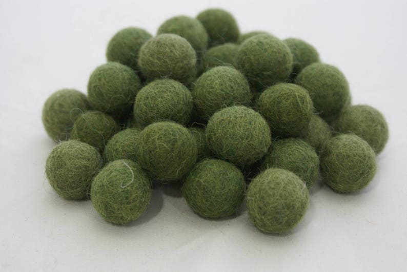 FELT BALL 33 khaki sizes: 1cm, 1,5cm 2cm, 3cm, 3,5cm, 4cm, 5cm .... image 2