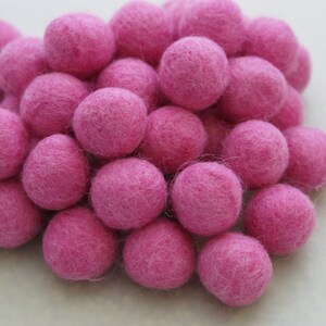 FELT BALL 26 pink sizes: 1cm, 1,5cm 2cm, 3cm, 3,5cm, 4cm, 5cm .... image 4