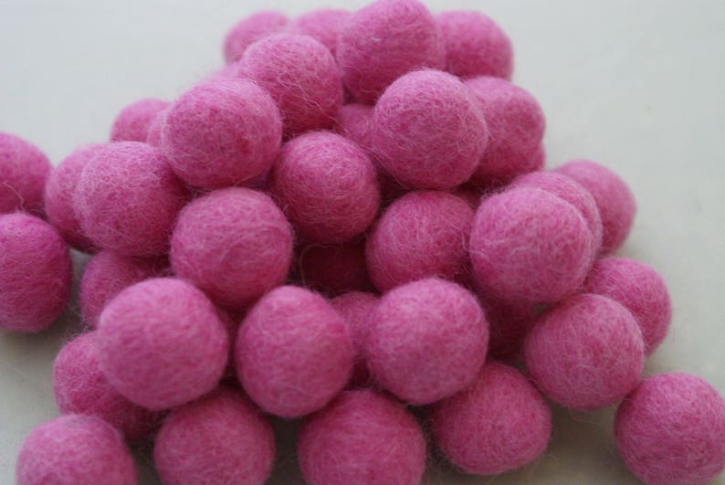 FELT BALL 26 pink sizes: 1cm, 1,5cm 2cm, 3cm, 3,5cm, 4cm, 5cm .... image 3