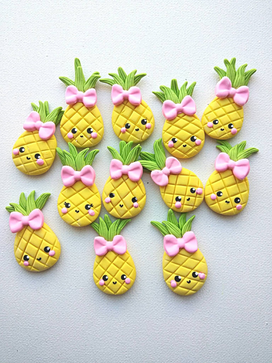 Pineapple Clay Center Bow Center Pineapple Applique - Etsy