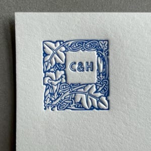 Papelaria para casamento com impressão tipográfica, cartões de papelaria para casamento, papelaria personalizada com impressão tipográfica, conjunto de papelaria personalizada com relevo e envelopes