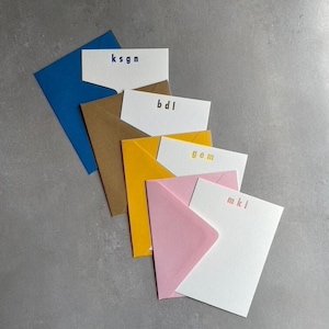 Aangepaste boekdruk briefpapierkaarten, gepersonaliseerde minimalistische notitiekaarten, aangepaste set reliëfdrukpapier, boekdruk briefpapier met envelop