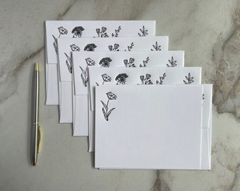 Set of 5, Floral Handprinted Letterpress Notecards with Envelopes. Flat card, letter press, letter writing set. Handmade, embossed flowers