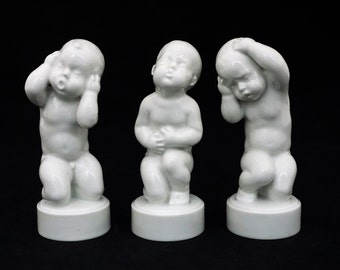 Svend Lindhardt 3x Child Sick Porcelain Figurine White Larger Version