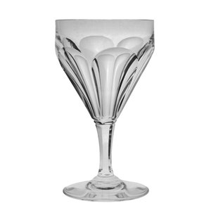 Baccarat Duchesse de Dino Wine Glass: Hexagonal Stem, Circular Foot