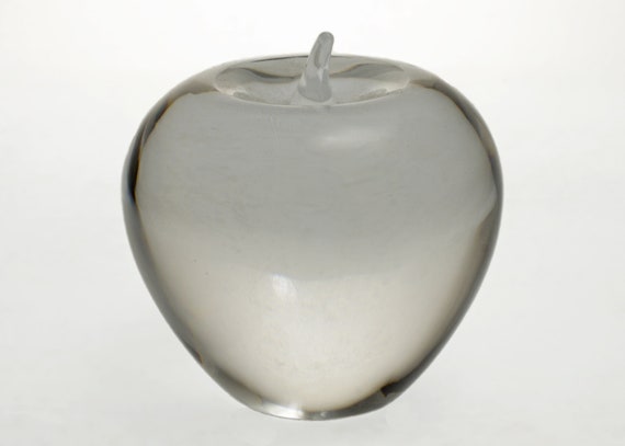 tiffany & co glass apple paperweight
