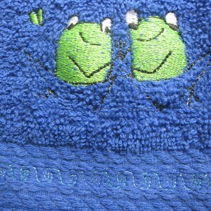 Frog Cloth Embroidered Frog Face/wash Cloth Sets - Etsy