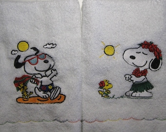 Beagle "Under the Sun Fun" Embroidered Hand Towel