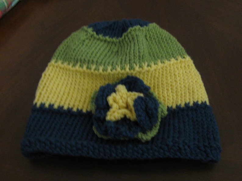 Tri Colored Flower Hand Knt Unisex Beanie