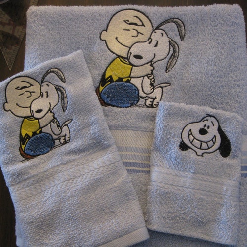 Snoopy Loves Charlie Bath Towel Set Etsy