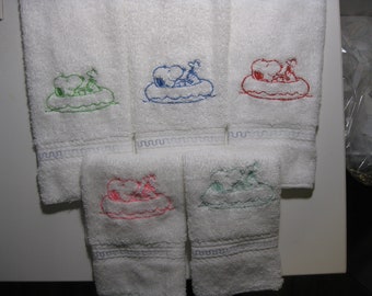 Beagle Waves Embroidered Face Cloths