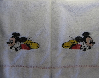 Wondering Mickey Embroidered Hand Towel