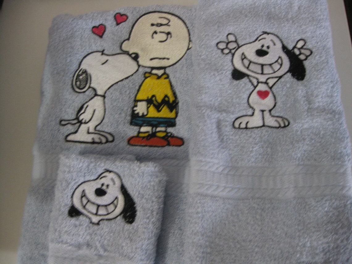 Snoopy Loves Charlie Brown Bath Towel Set Etsy