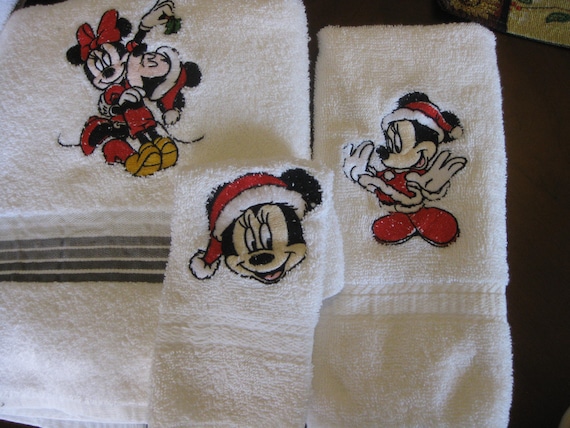 Disney Mickey Holiday Christmas Kitchen Hand Towels 2 Piece Set