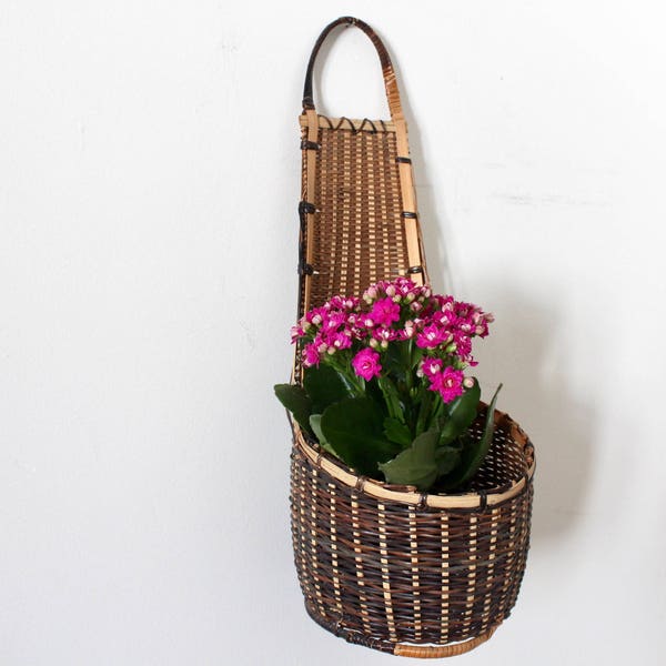 Vintage Boho Wicker Wall Baskets /Plant Baskets/ Door Basket / Boho Plant Basket / Boho Hanging Basket / Vintage Plant Basket / Boho Decor