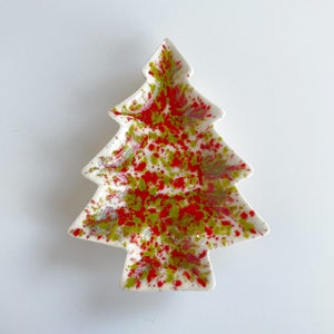 christmas tree tray, 70s christmas tree dish, 5 x 7 inch, splatter cmas tree dish, confetti tree candy dish, colorful tree tray, holiday