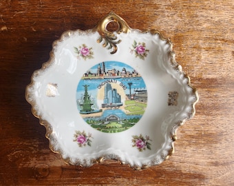Vintage souvenirschaal Cincinnati Ohio, skyline, Crosley Field, Carew Tower, Fountain Square, Union Terminal Station,