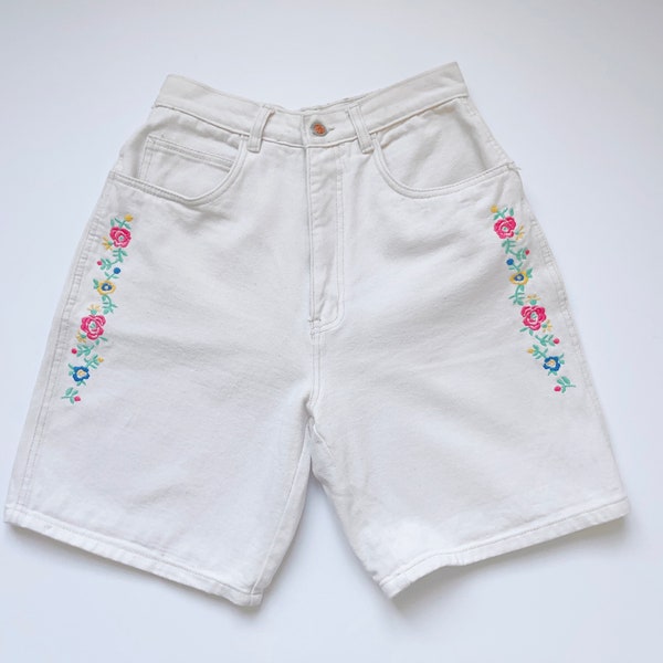 Floral Embroidery Shorts, Cream Colored Denim Shorts, Vintage Jean Shorts, Pink Flower Embroidered, 26" waist, high waisted jean shorts
