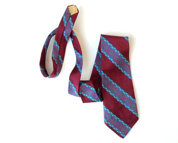 wide flower tie, maroon and blue necktie, floral … - image 2