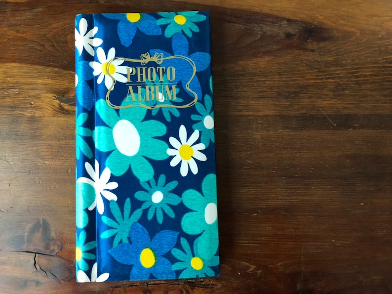 vintage photo album 4.5 x 3.5 card collector blue daisy pattern scrapbook tall skinny long flower power photo album teal blue notebook