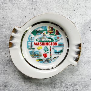 Vintage Washington Ashtray, Washington State Decor, Mount Rainier, Space Needle, Narrows Bridge, Puget Sound, Grand Coulee Dam, Souvenir