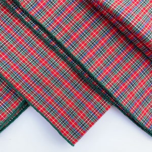 Red and Green Plaid Cloth Napkins, Christmas Plaid cloth napkins, bright green red and blue plaid, Festive Holiday Vintage Napkins