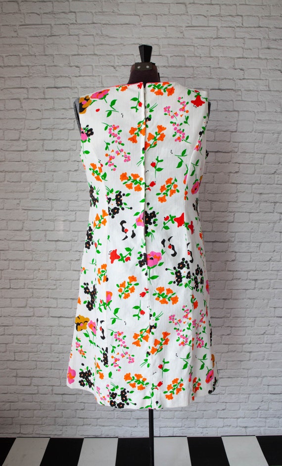 vintage summer dress, Bright floral Sheath, sprin… - image 7