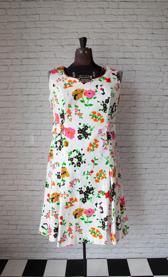 vintage summer dress, Bright floral Sheath, sprin… - image 10