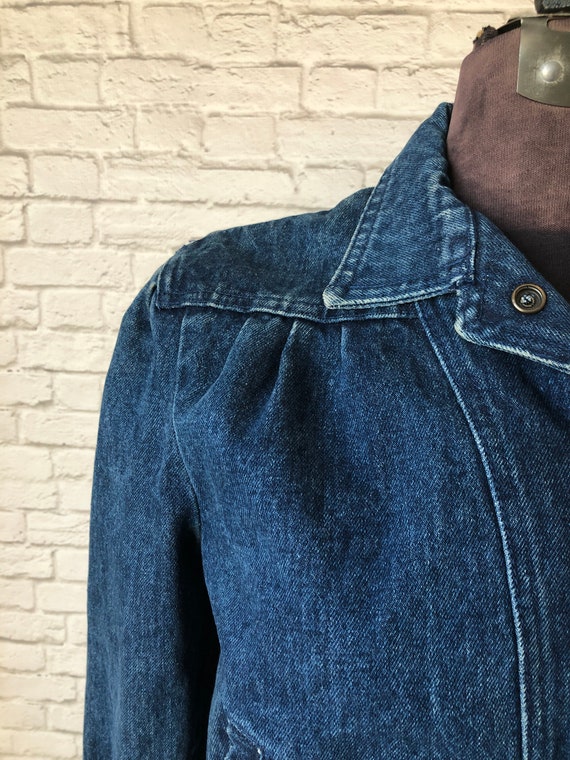 80s Denim Jacket, fitted jean jacket, dark blue w… - image 4