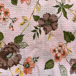 Vintage Floral Fabric, 3 yards, 36 in wide, Pink Brown Coral flowers, 60s 70s, Textured, Lightweight, Sewing material, Dressmaking, MCM