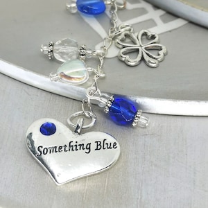 Something Blue, bukiet ślubny na szczęście - zawieszka w kształcie niebieskiego kryształowego serca, bukiet ślubny - czterolistna koniczyna, szczęście ślubne SCC1022