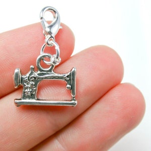Sewing Machine Charm -Vintage Sewing Machine Tibetan Silver Clip on Charm with Lobster Clasp, Stitchmarker, Zipper, Planner Charm - SCC040