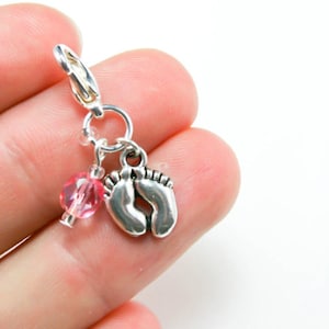 Clip de bebé en encanto / Nuevo encanto de niña bebé / Clip de pies de bebé en pulsera Encanto / Clip de bebé de nueva mamá en encanto de pulsera / Agregar en encantos SCC115