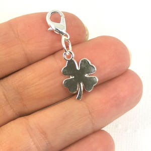 Zawieszka na szczęście | Zawieszka na bransoletkę z czterolistną koniczyną | Zawieszka na suwak z czterolistną koniczyną | Irlandzkie szczęście | Zawieszka na suwak do torby741