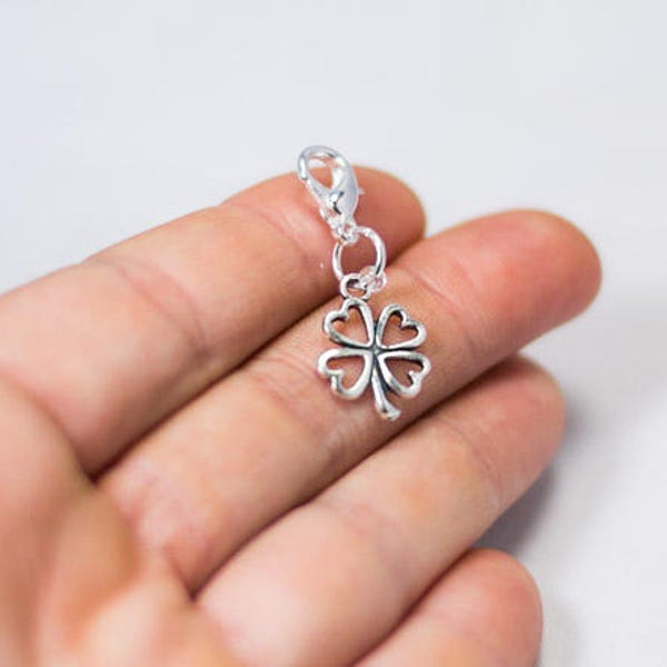 Good luck clip on charm | Four leaf clover Bracelet charm | Four Leaf Clover Zipper Charm | The luck of the Irish | zipper Bag clip charm