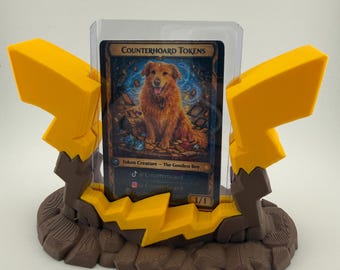 Lightning TCG Card Display Holder – Electric-Themed Card Stand – Pokémon & MTG Card Display – Desk Display – Trading Card Accessory